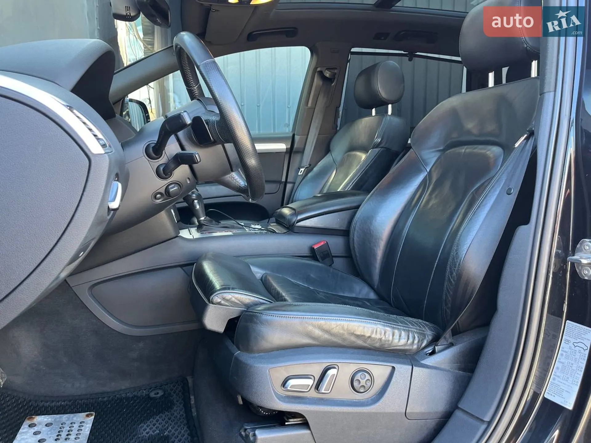 2010 Audi Q7 - мініатюра 9