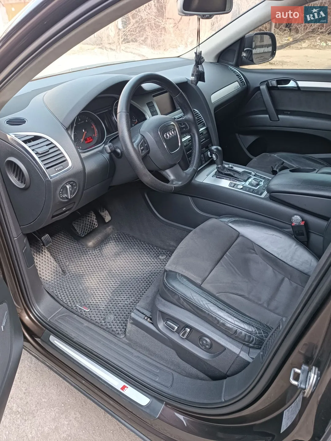 2011 Audi Q7 - мініатюра 8