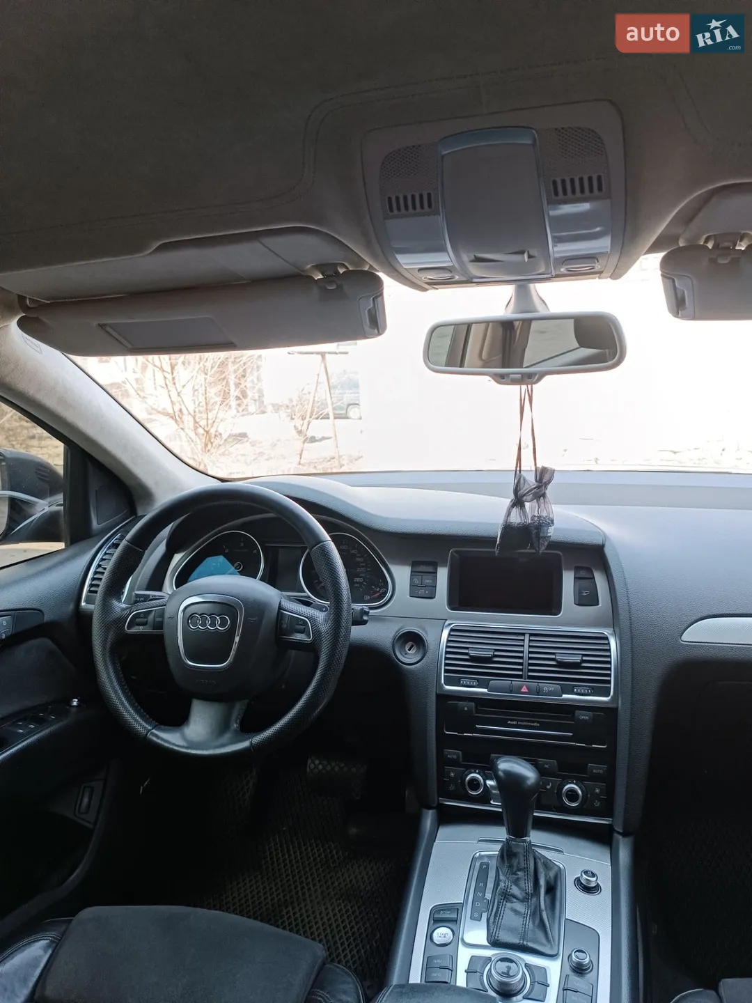 2011 Audi Q7 - мініатюра 11