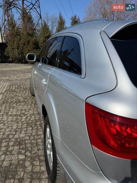 Внедорожник / Кроссовер Audi Q7 2011 в Ладыжине