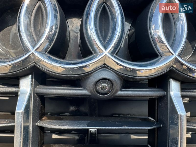 Позашляховик / Кросовер Audi Q7 2021 в Києві