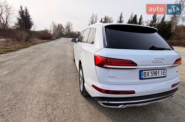 Внедорожник / Кроссовер Audi Q7 2020 в Хмельницком