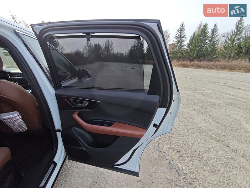 Позашляховик / Кросовер Audi Q7 2020 в Хмельницькому фото 34 Позашляховик / Кросовер Audi Q7 2020 в Хмельницькому