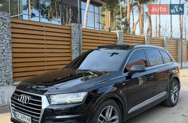 Внедорожник / Кроссовер Audi Q7 2017 в Киеве