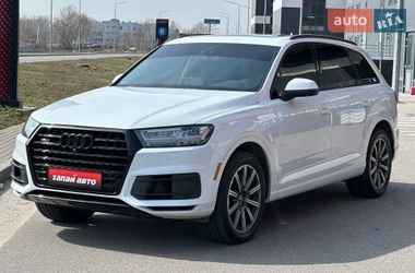 Позашляховик / Кросовер Audi Q7 2016 в Києві