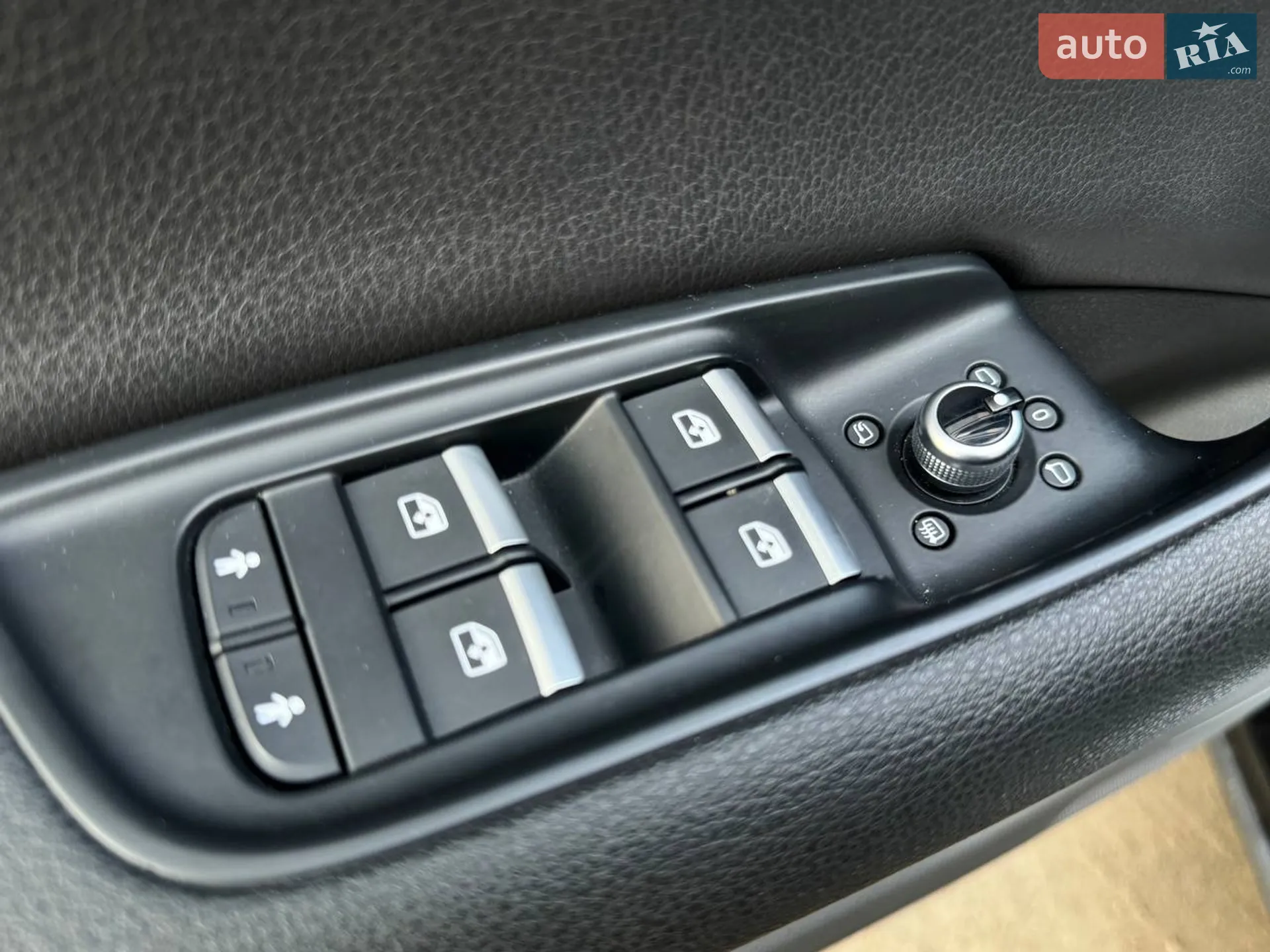 2015 Audi Q7 - мініатюра 9