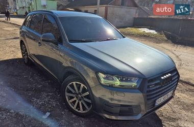 Внедорожник / Кроссовер Audi Q7 2016 в Дунаевцах