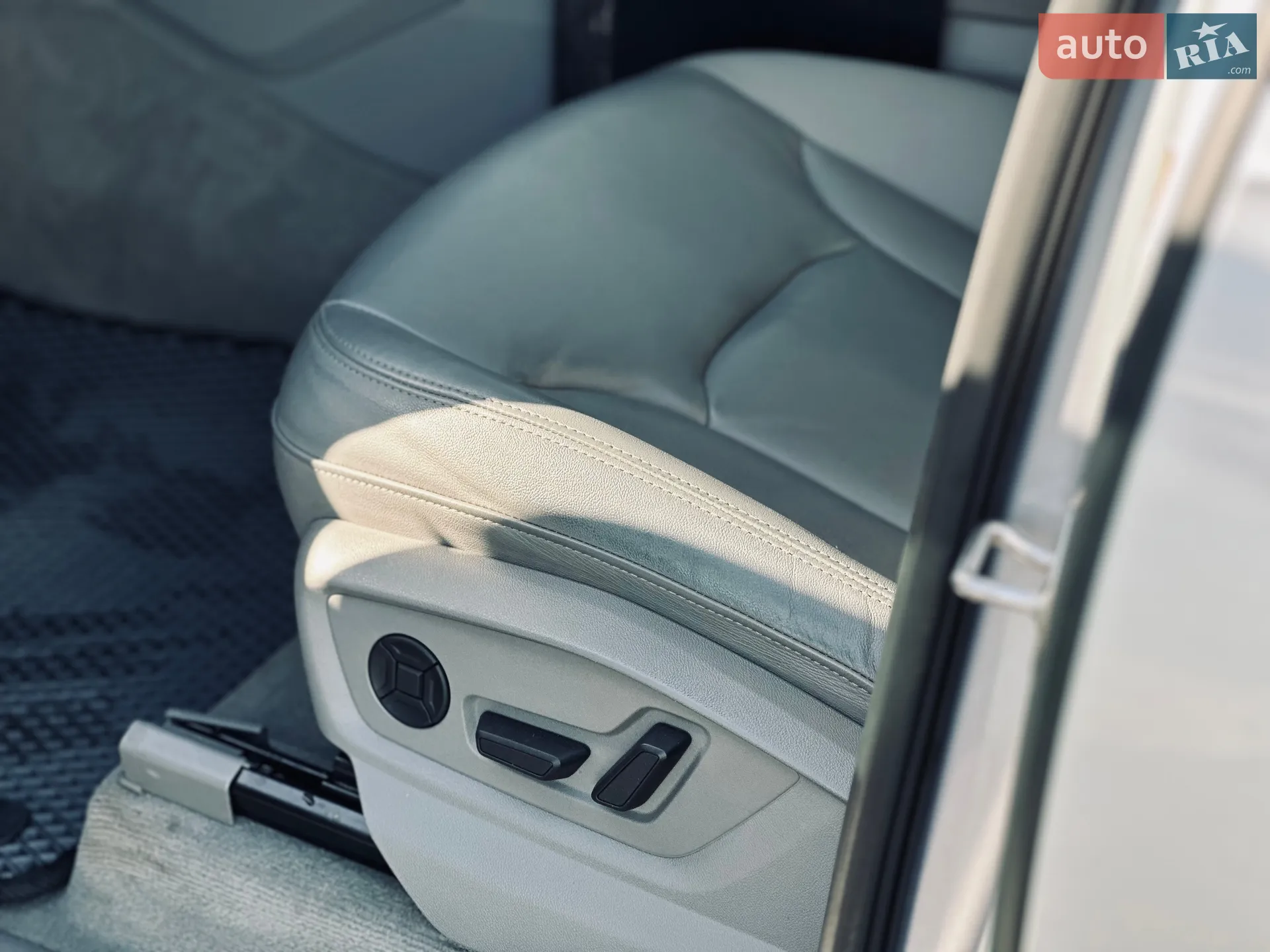 2020 Audi Q7 - мініатюра 24