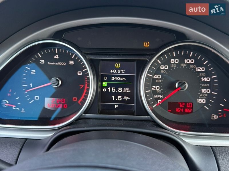 Внедорожник / Кроссовер Audi Q7 2011 в Ладыжине