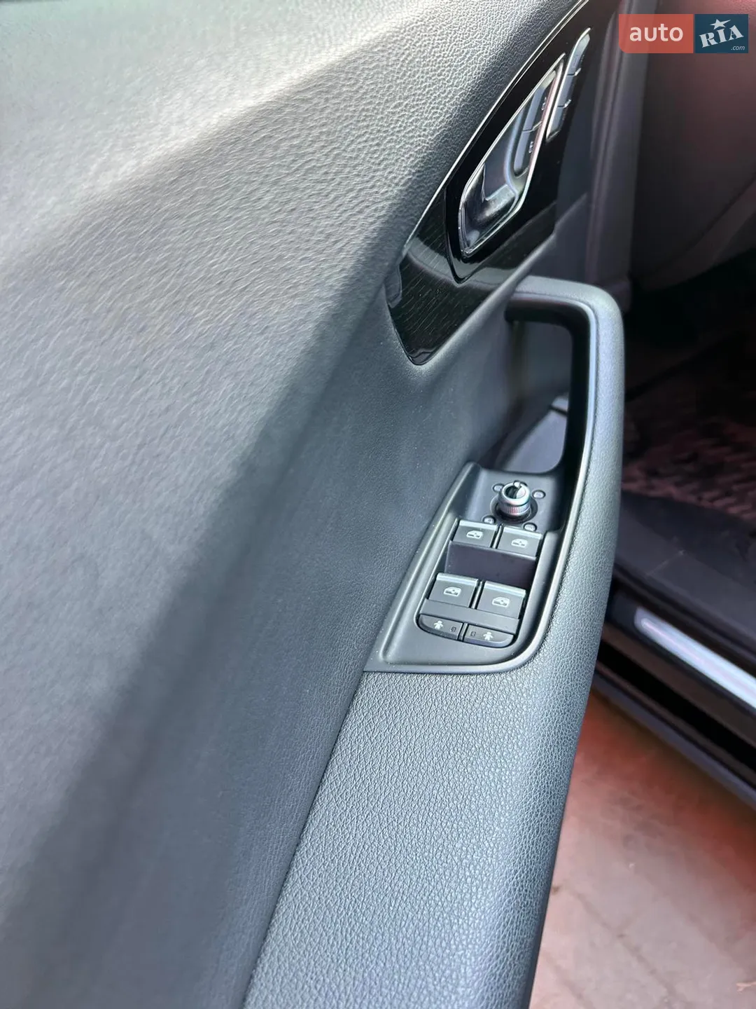 2015 Audi Q7 - мініатюра 16