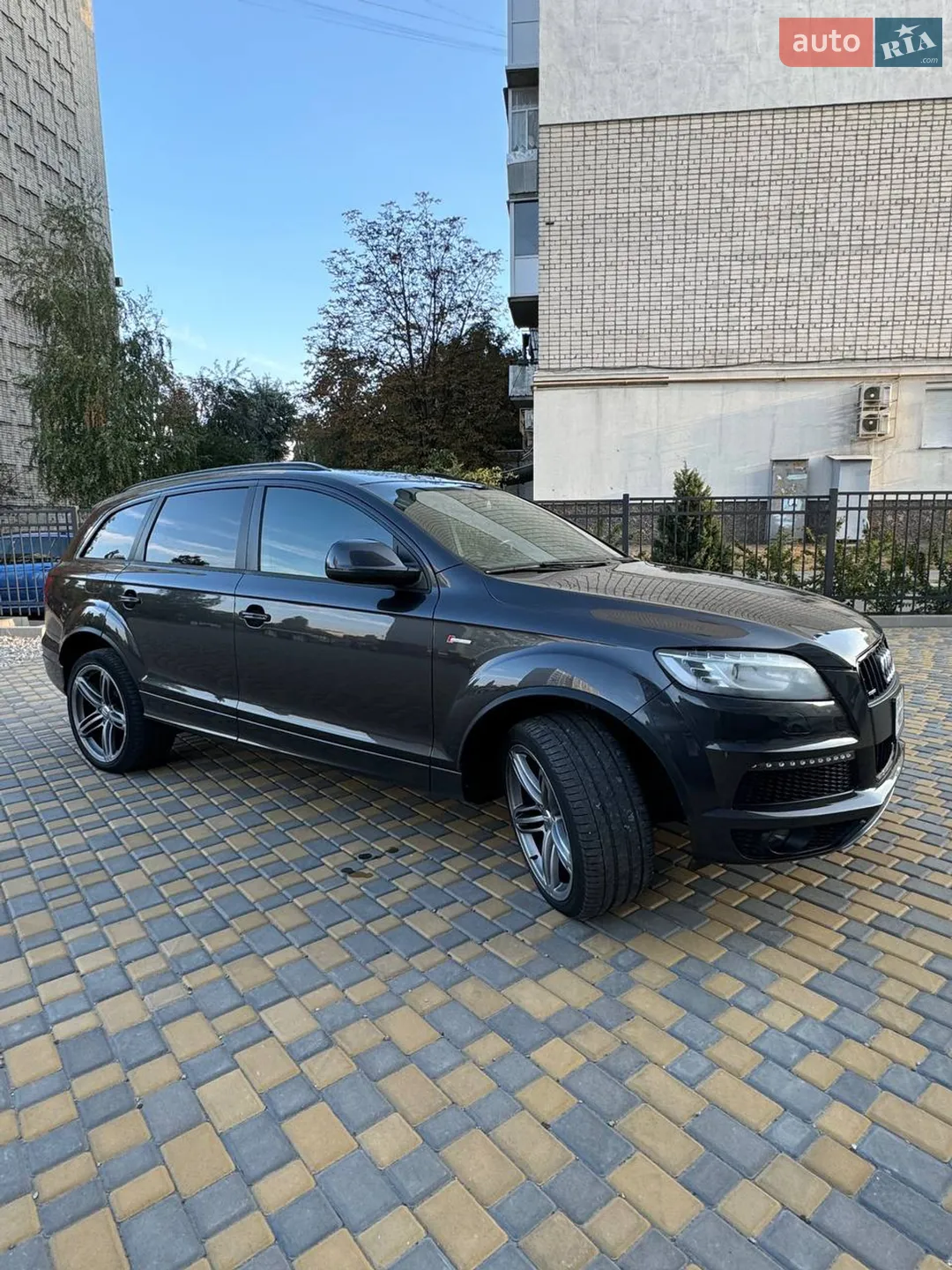 2013 Audi Q7 - мініатюра 2