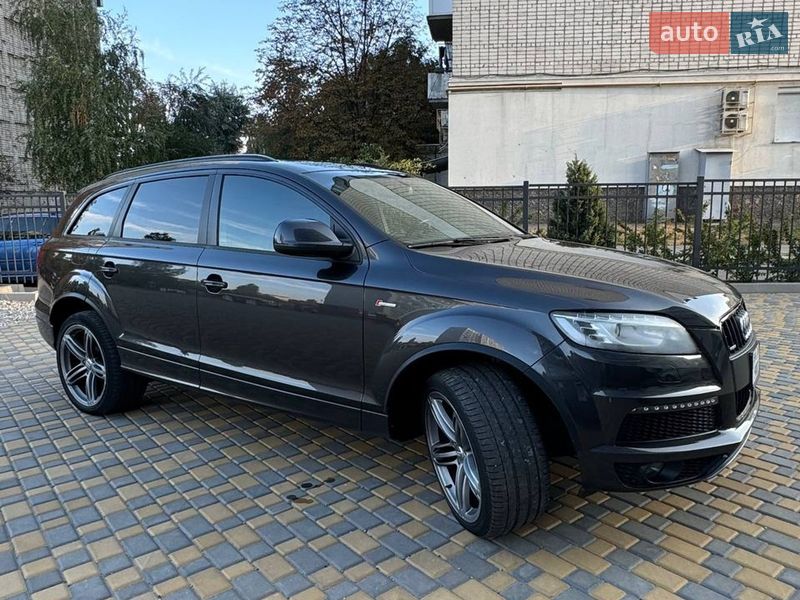 Позашляховик / Кросовер Audi Q7 2013 в Кременчуці