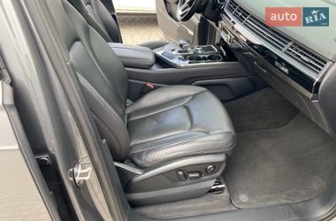 Внедорожник / Кроссовер Audi Q7 2016 в Черновцах