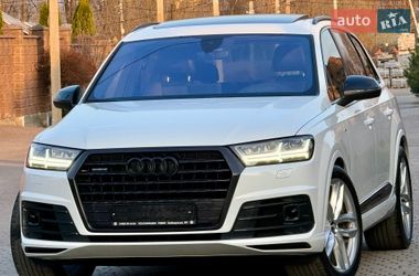 Внедорожник / Кроссовер Audi Q7 2016 в Ровно