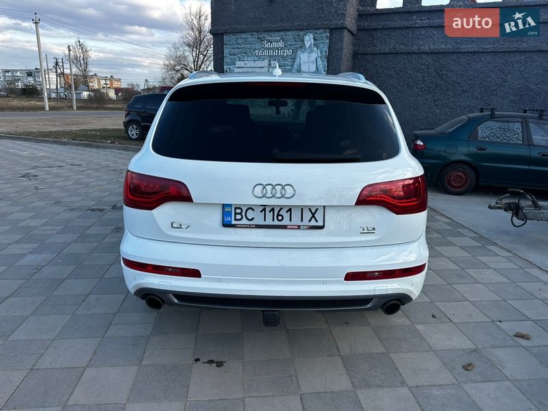 Позашляховик / Кросовер Audi Q7 2011 в Самборі
