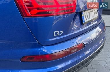 Внедорожник / Кроссовер Audi Q7 2016 в Луцке