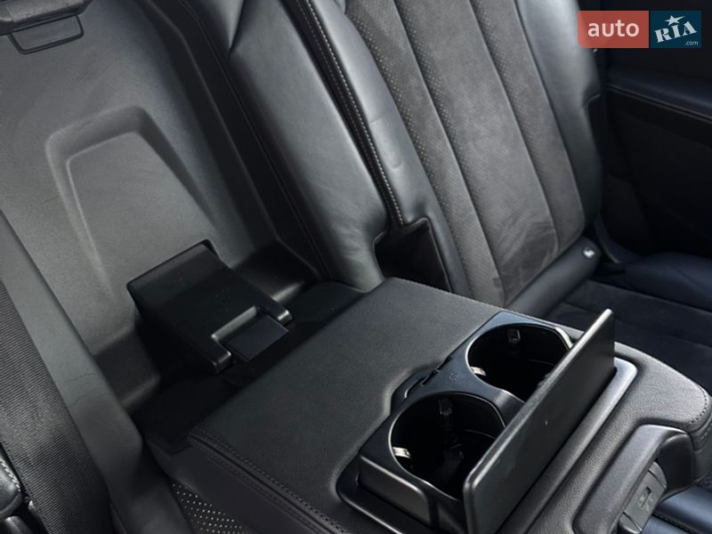 Позашляховик / Кросовер Audi Q7 2016 в Луцьку фото 57 Позашляховик / Кросовер Audi Q7 2016 в Луцьку
