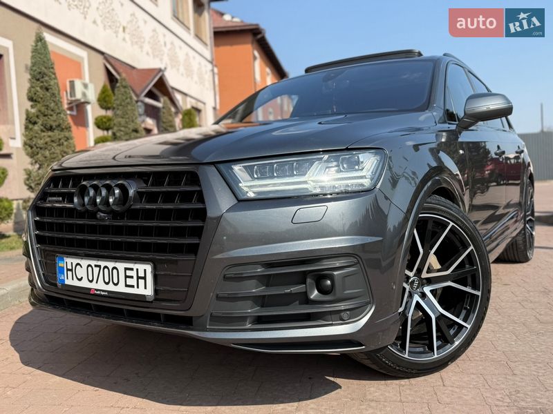 Внедорожник / Кроссовер Audi Q7 2016 в Стрые