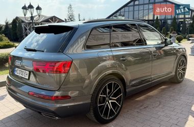 Внедорожник / Кроссовер Audi Q7 2016 в Стрые