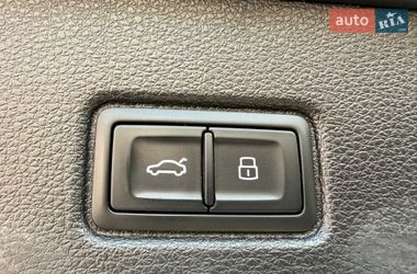 Внедорожник / Кроссовер Audi Q7 2016 в Стрые