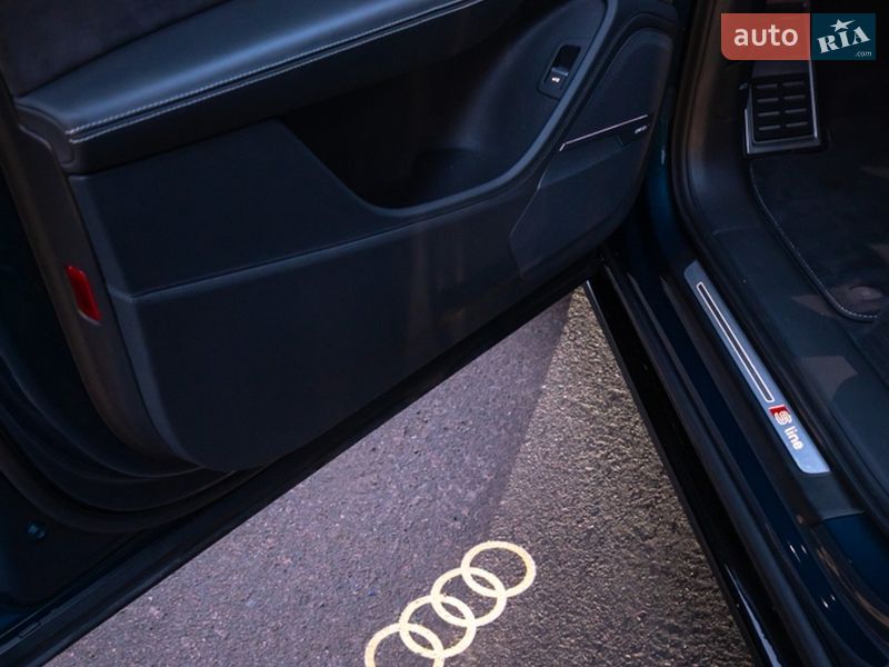 Позашляховик / Кросовер Audi Q7 2019 в Києві