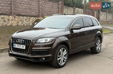Внедорожник / Кроссовер Audi Q7 2010 в Ровно