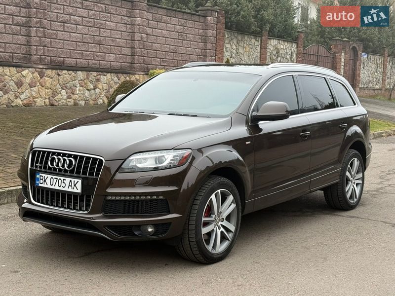 Позашляховик / Кросовер Audi Q7 2010 в Рівному