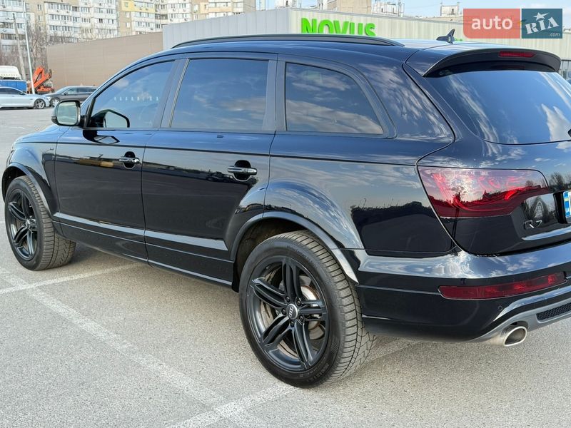Позашляховик / Кросовер Audi Q7 2014 в Києві
