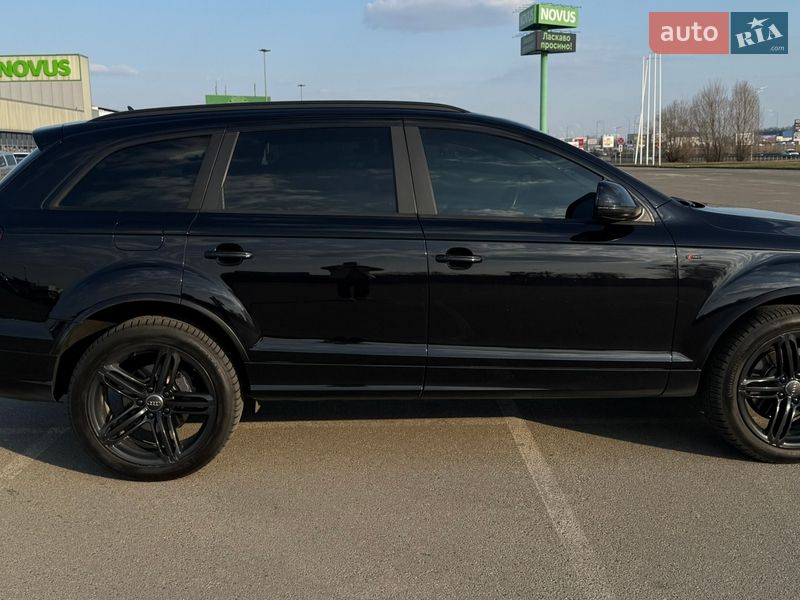 Позашляховик / Кросовер Audi Q7 2014 в Києві