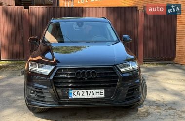 Внедорожник / Кроссовер Audi Q7 2017 в Киеве