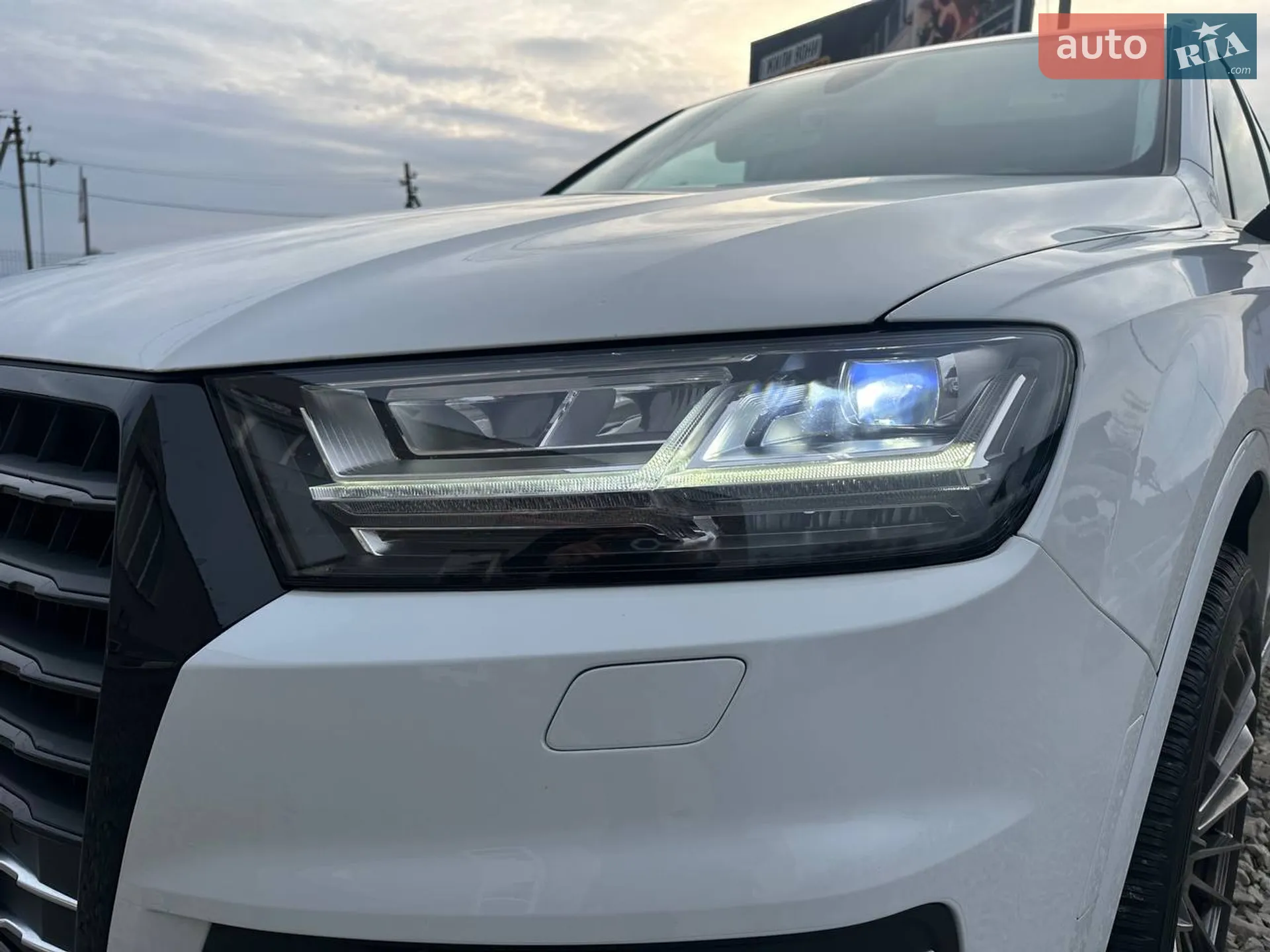 2017 Audi Q7 - мініатюра 3
