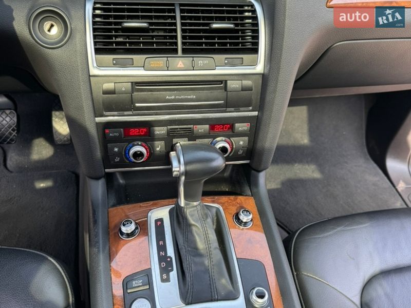 Внедорожник / Кроссовер Audi Q7 2014 в Шептицькому