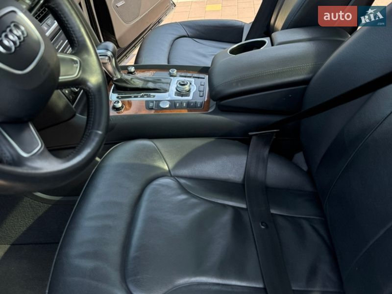 Внедорожник / Кроссовер Audi Q7 2014 в Шептицькому