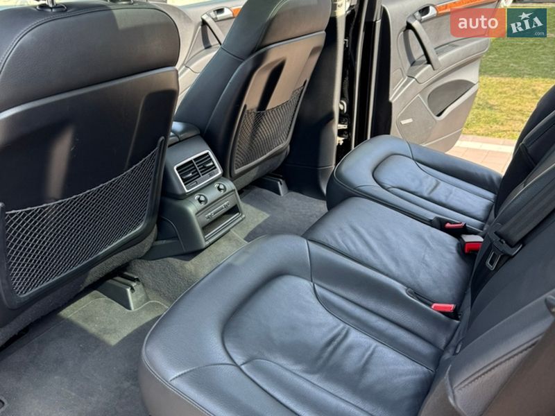 Внедорожник / Кроссовер Audi Q7 2014 в Шептицькому