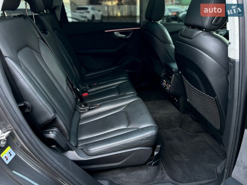 Позашляховик / Кросовер Audi Q7 2021 в Одесі