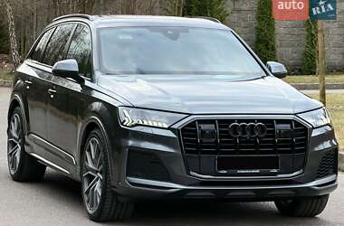 Внедорожник / Кроссовер Audi Q7 2020 в Ровно