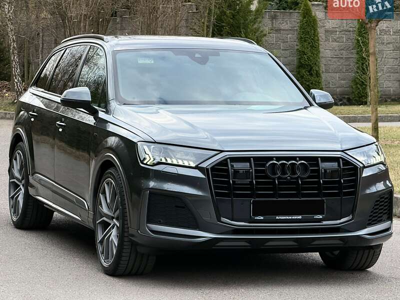 Внедорожник / Кроссовер Audi Q7 2020 в Ровно