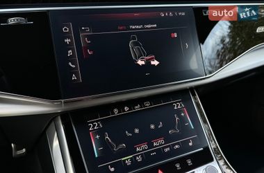 Внедорожник / Кроссовер Audi Q7 2020 в Ровно