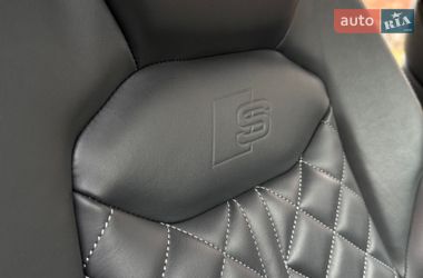 Внедорожник / Кроссовер Audi Q7 2020 в Ровно
