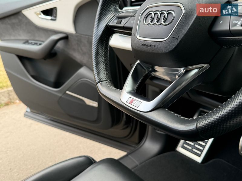 Внедорожник / Кроссовер Audi Q7 2020 в Ровно