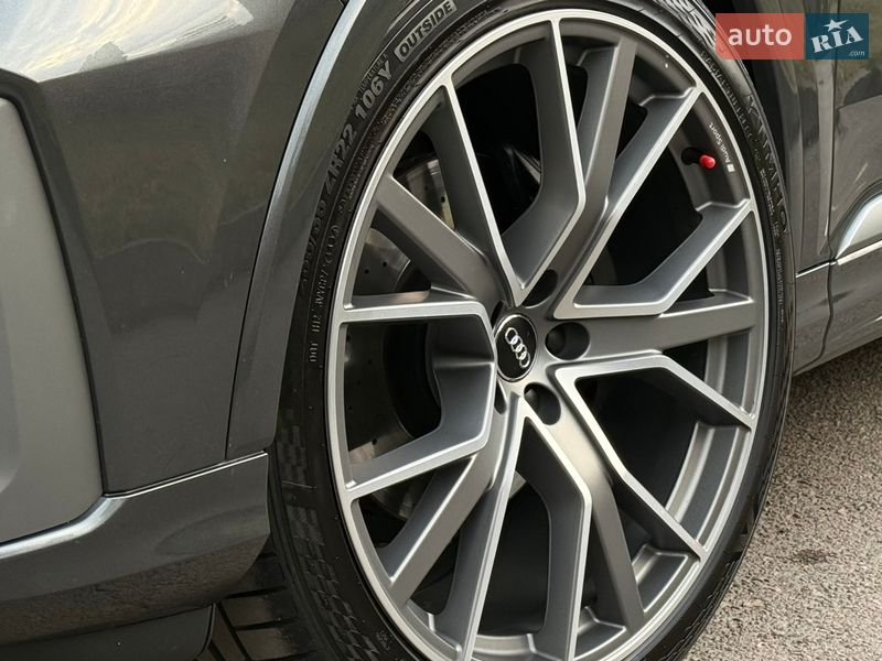 Внедорожник / Кроссовер Audi Q7 2020 в Ровно