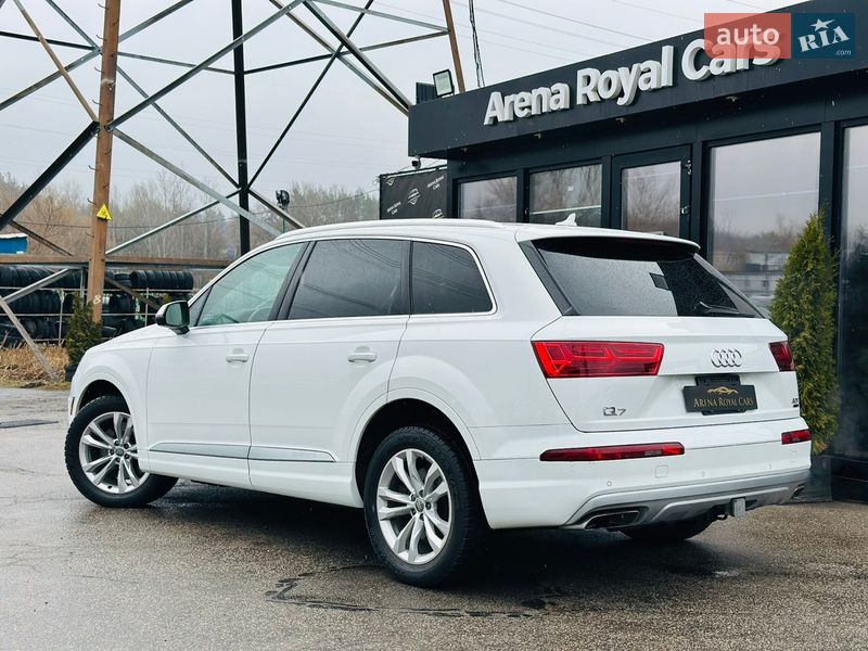 Внедорожник / Кроссовер Audi Q7 2018 в Харькове