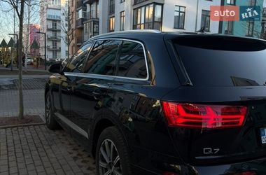 Позашляховик / Кросовер Audi Q7 2015 в Києві