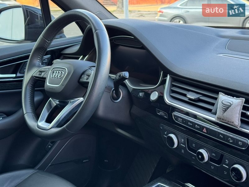 Позашляховик / Кросовер Audi Q7 2019 в Фастові