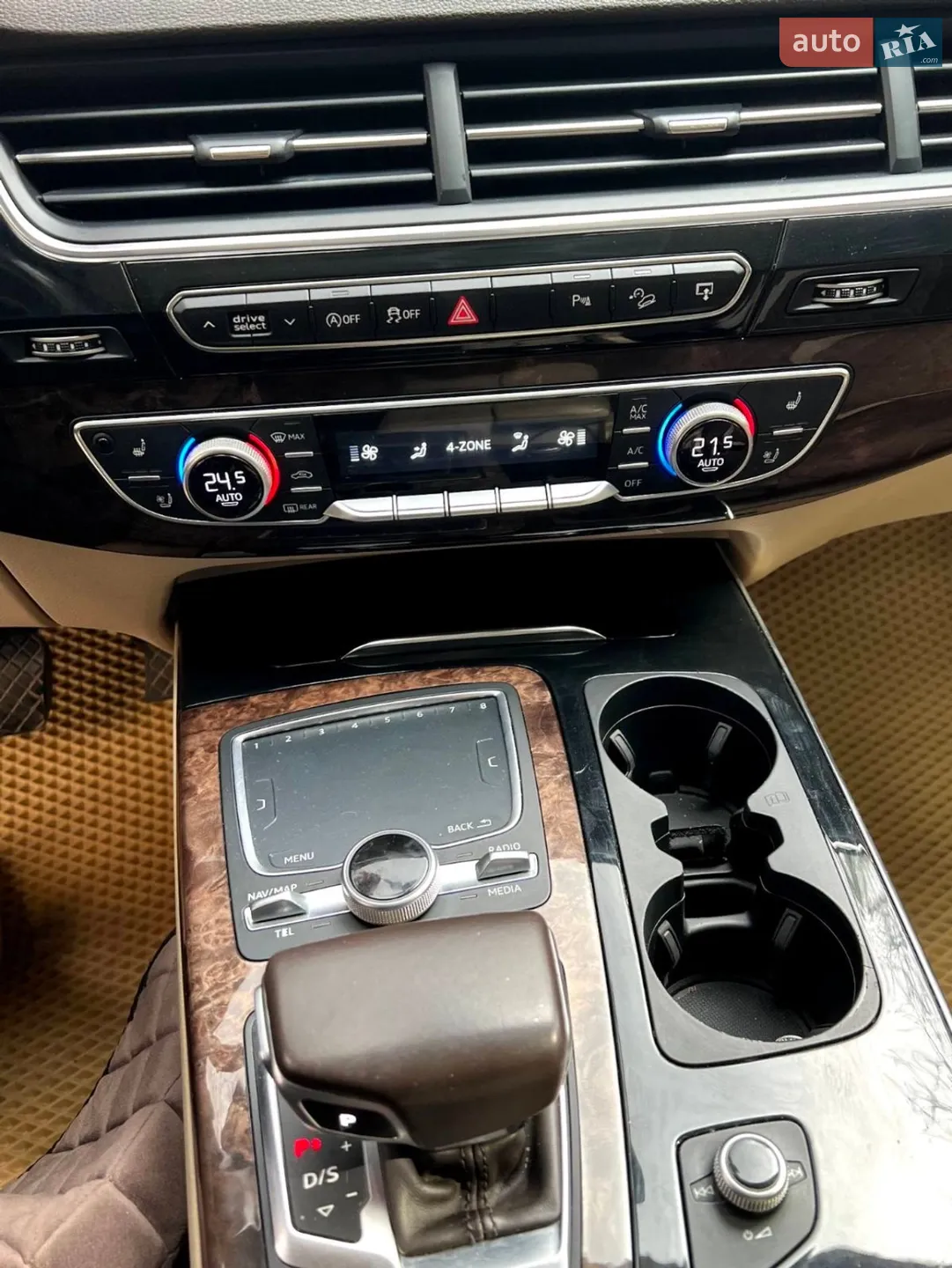 2016 Audi Q7 - мініатюра 8