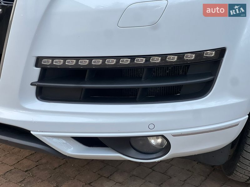 Позашляховик / Кросовер Audi Q7 2012 в Києві фото 10 Позашляховик / Кросовер Audi Q7 2012 в Києві