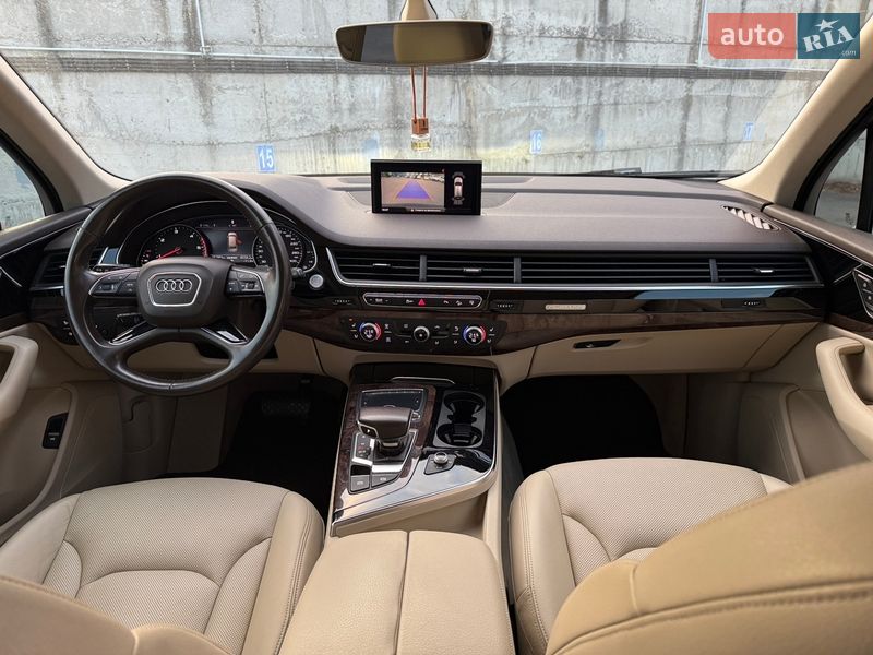 Внедорожник / Кроссовер Audi Q7 2015 в Ровно