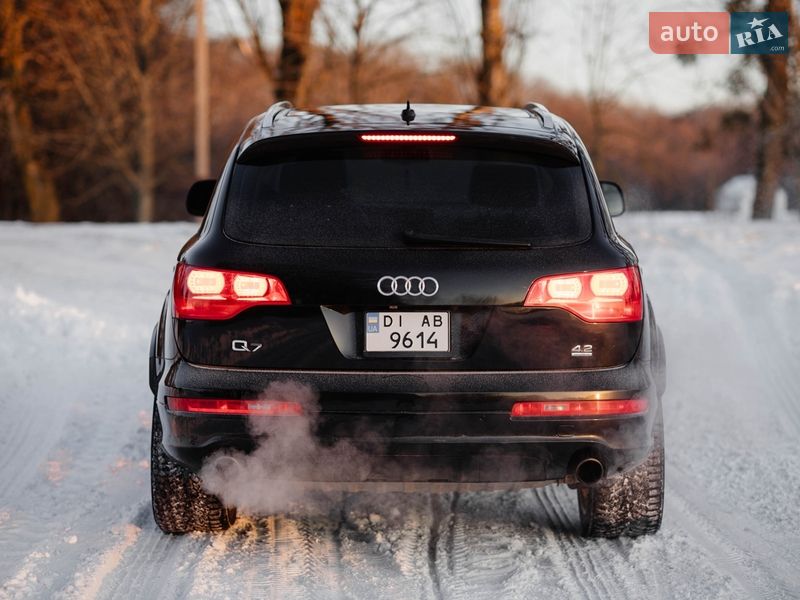 Внедорожник / Кроссовер Audi Q7 2008 в Маньковке