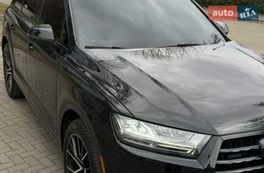 Внедорожник / Кроссовер Audi Q7 2016 в Киеве