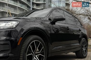 Внедорожник / Кроссовер Audi Q7 2016 в Киеве